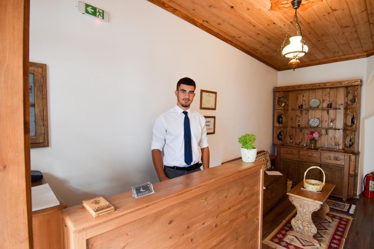 4Rooms Hotel Gjirokastër Buitenkant foto