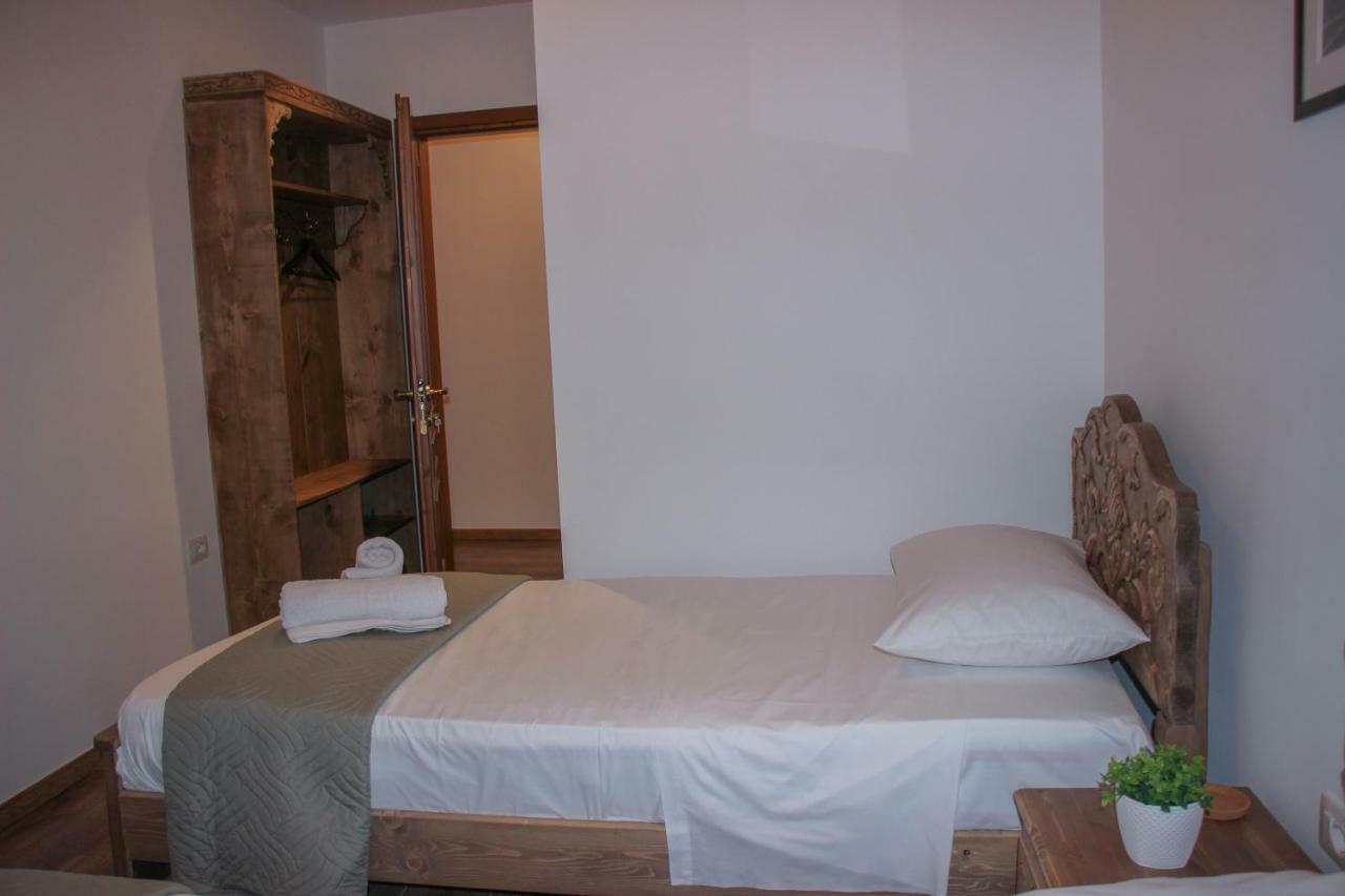 4Rooms Hotel Gjirokastër Buitenkant foto