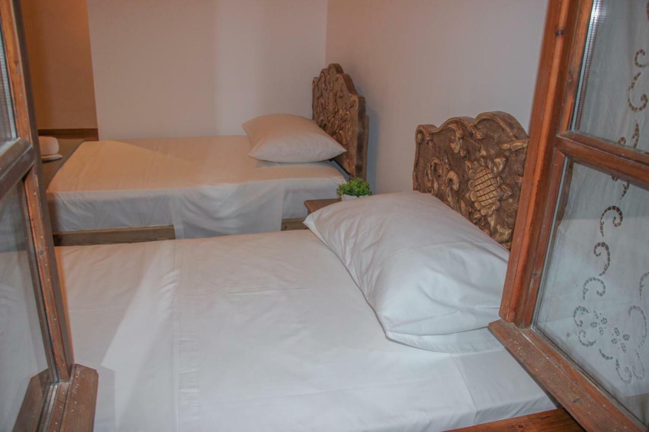 4Rooms Hotel Gjirokastër Buitenkant foto