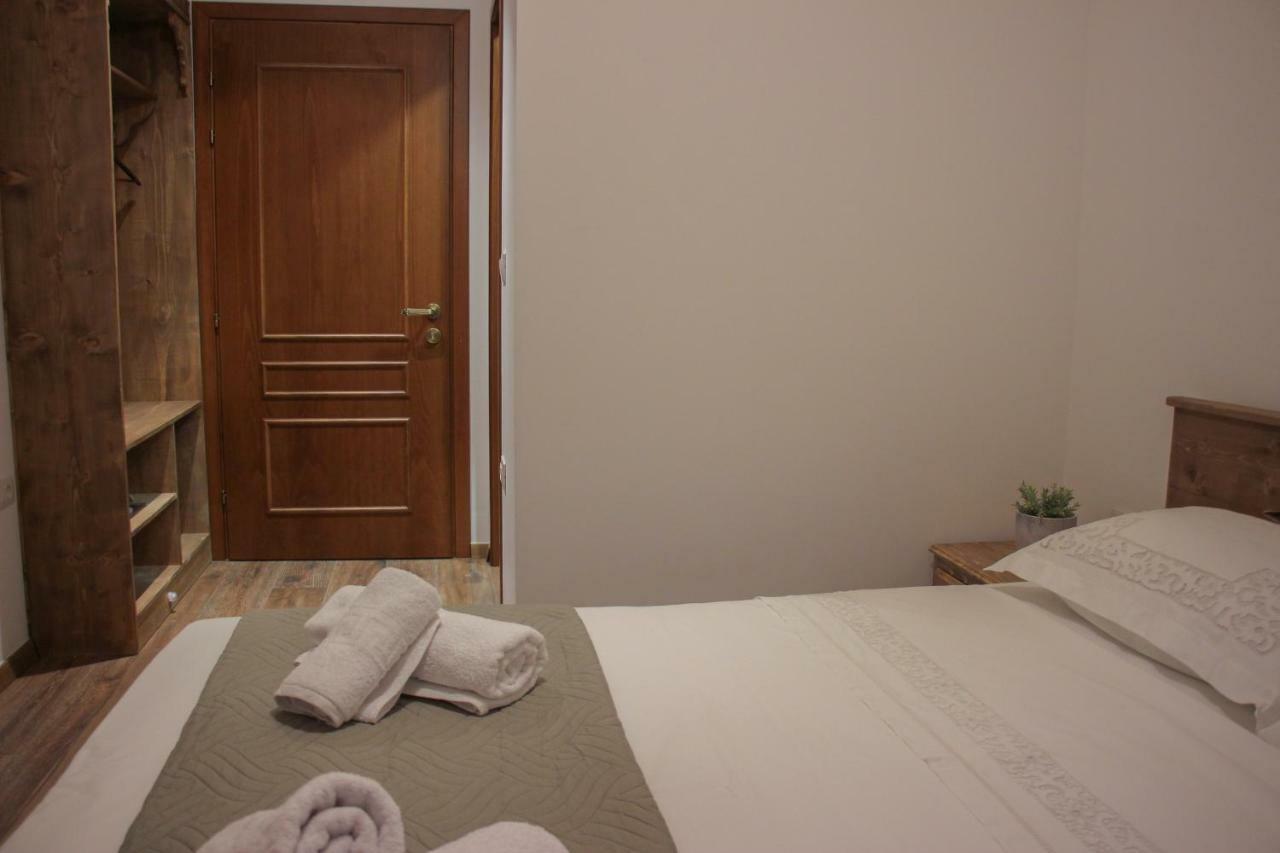 4Rooms Hotel Gjirokastër Buitenkant foto