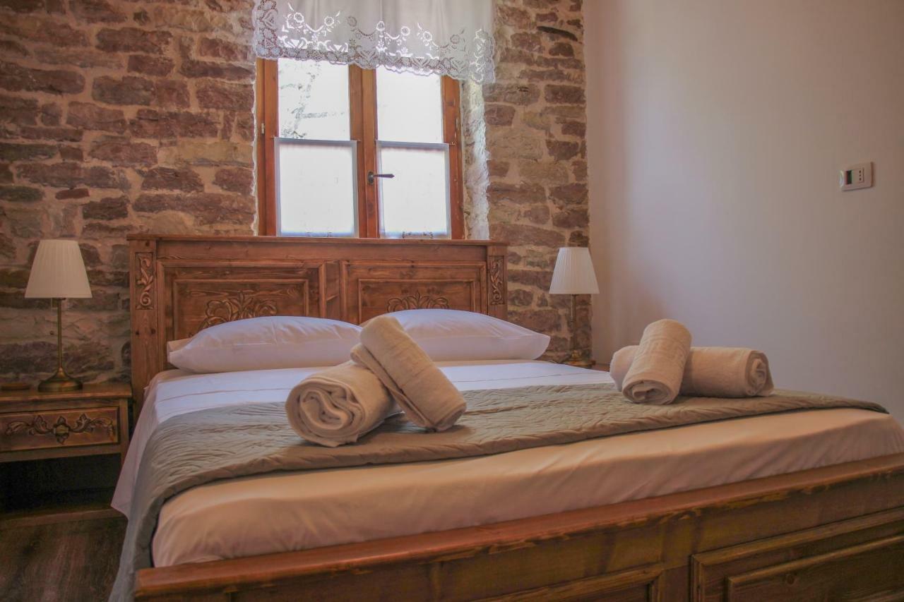 4Rooms Hotel Gjirokastër Buitenkant foto